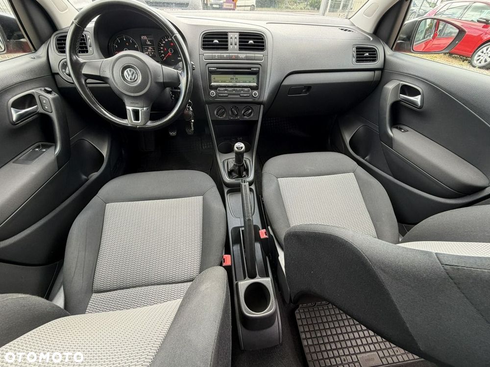 Volkswagen Polo - 9