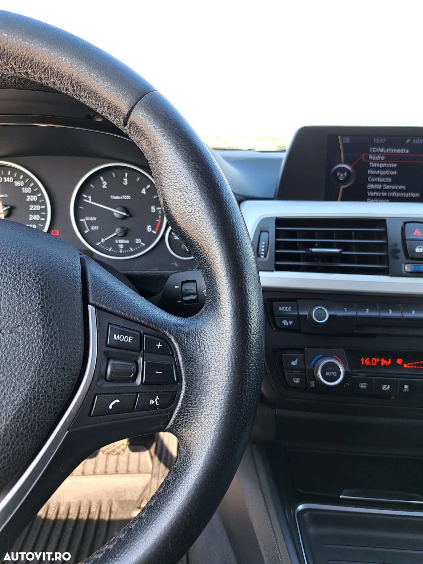 BMW Seria 3 316d - 14