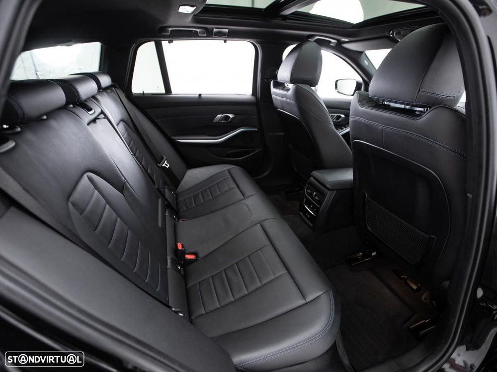 BMW 320 e Pack Desportivo M Auto - 14