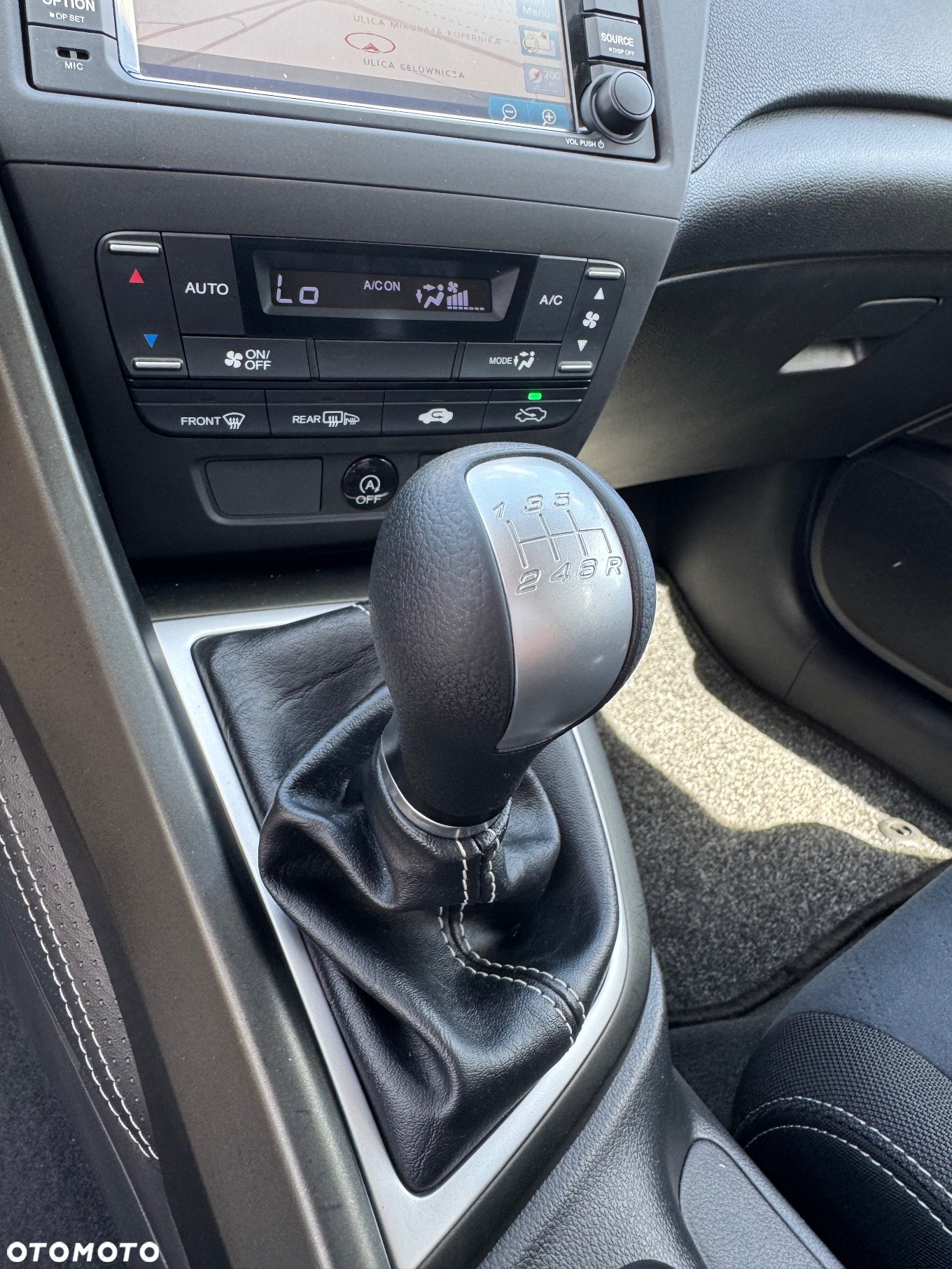 Honda Civic 1.8 Comfort - 34