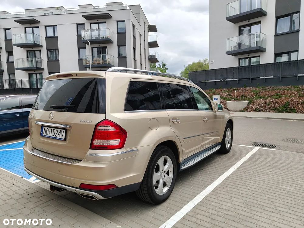 Mercedes-Benz GL 450 4Matic 7G-TRONIC - 4