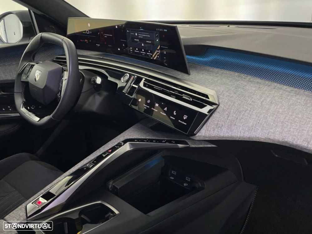 Peugeot E-3008 73 kWh GT - 22