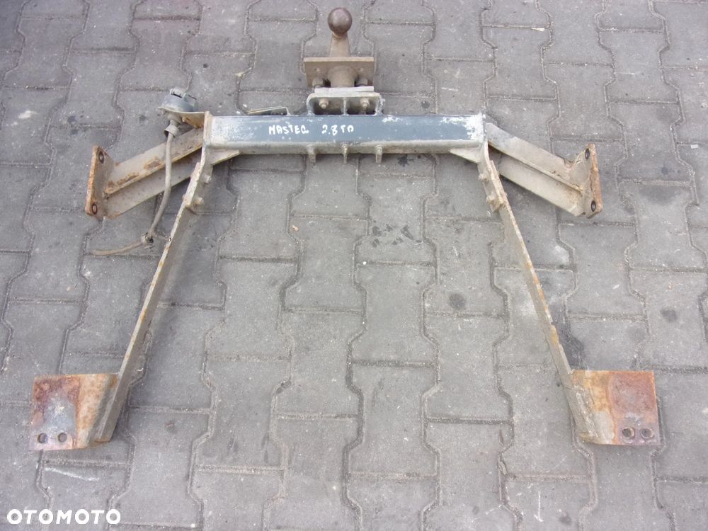 Hak holowniczy Renault Master II 02r. - 1