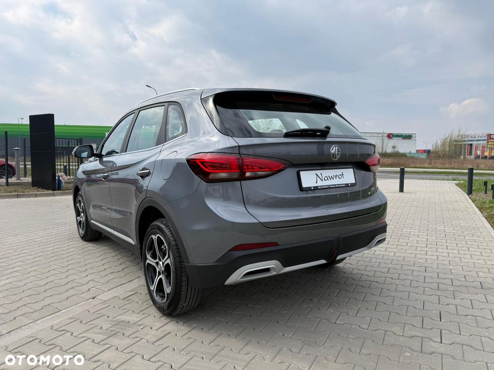 MG ZS Hybrid+ - 4