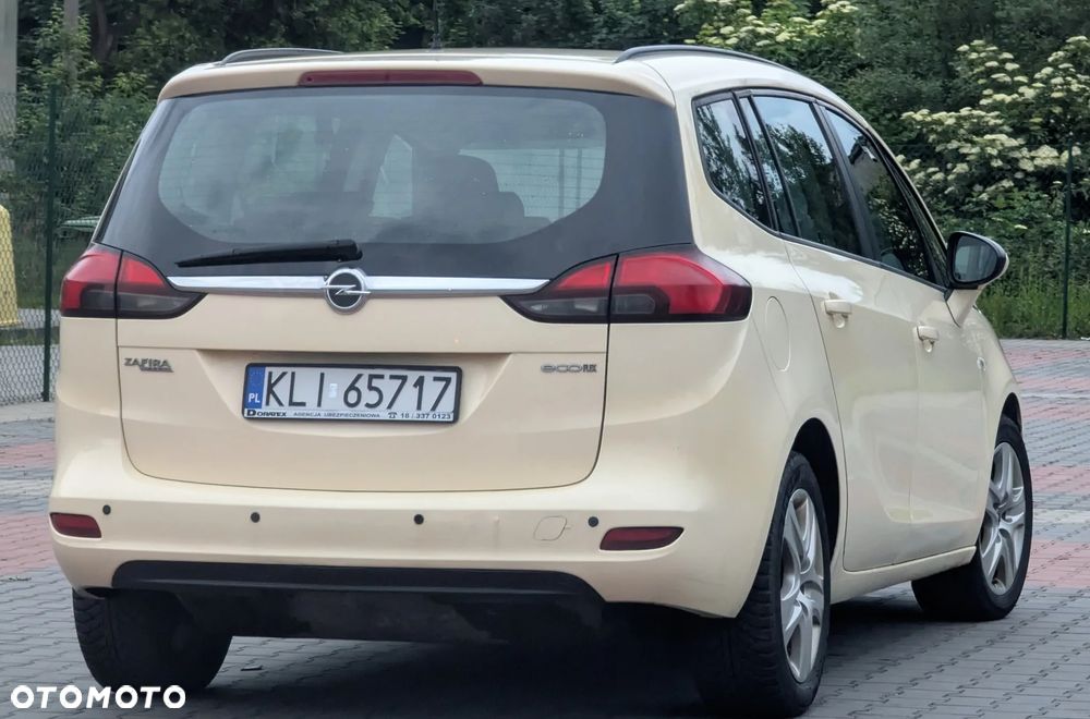 Opel Zafira - 21
