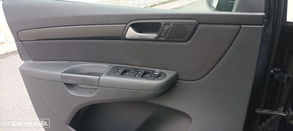 Seat Alhambra 2017 photo 5