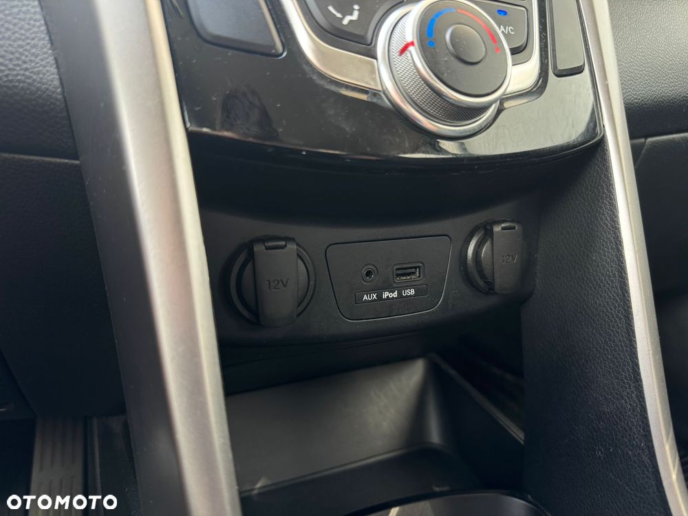 Hyundai i30 1.4 Premium - 17