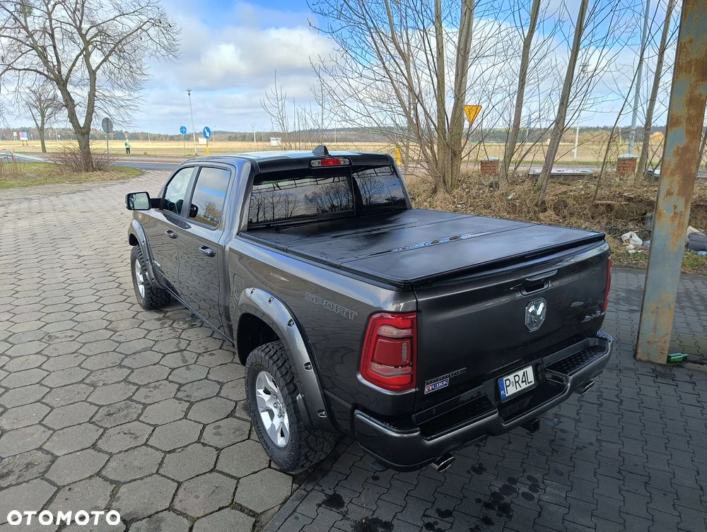 RAM 1500 Crew Cab Shortbed Bighorn - 26