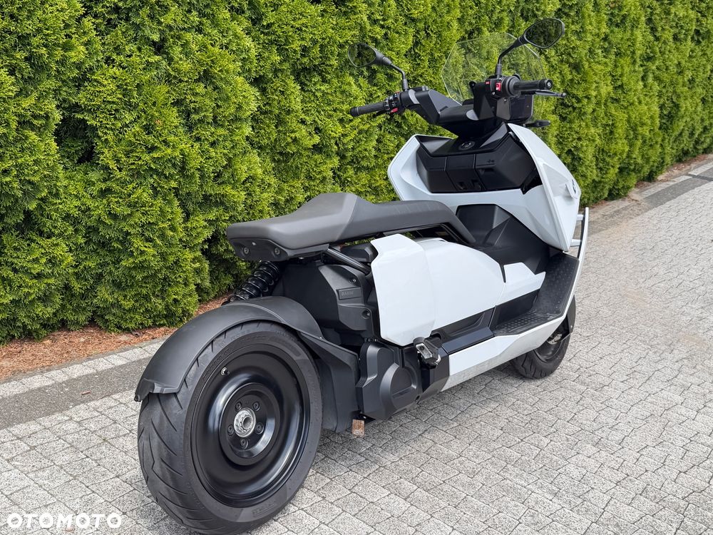 BMW CE 04 - 3