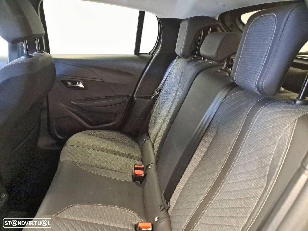 Peugeot 208 1.2 PureTech Allure EAT8 - 10