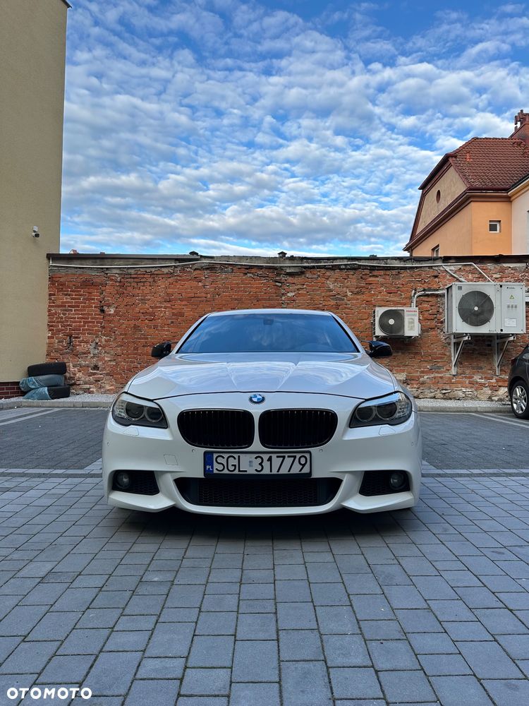 BMW Seria 5 525d - 7