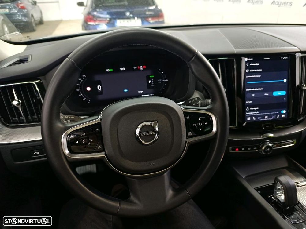 Volvo XC 60 2.0 T6 PHEV Plus Bright AWD - 8