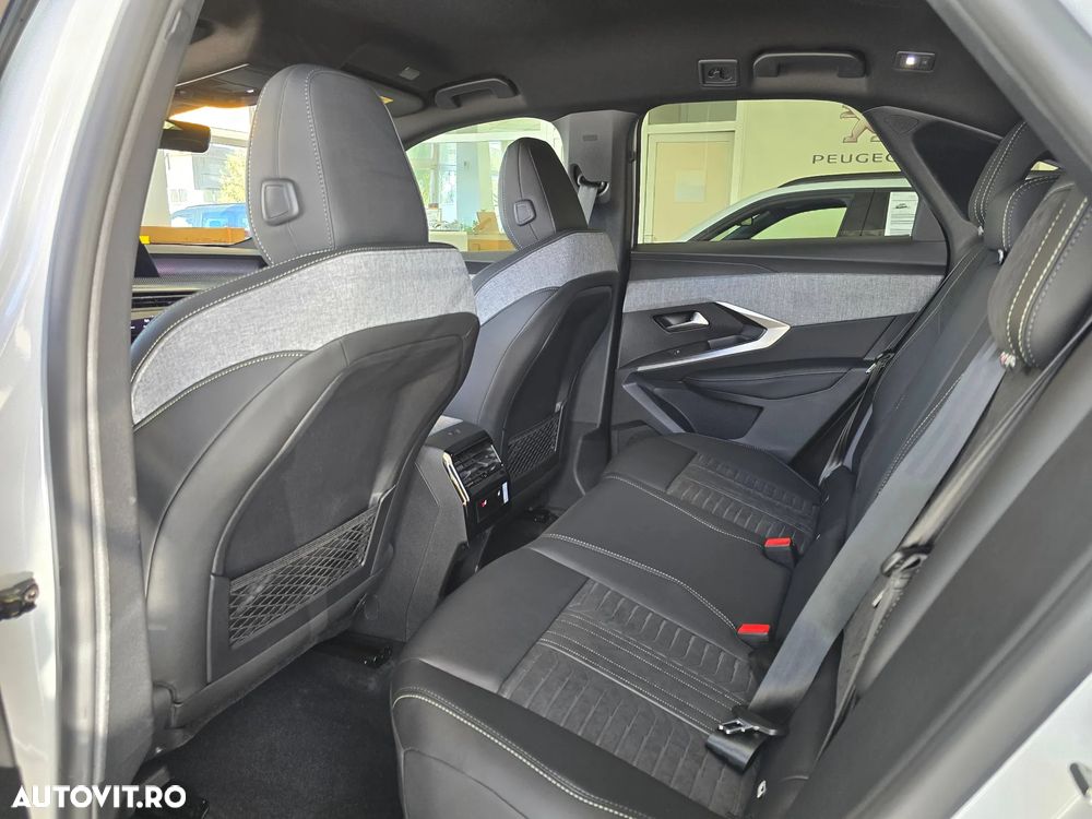 Peugeot 3008 1.2 Hybrid 145 e-DCS6 GT - 19