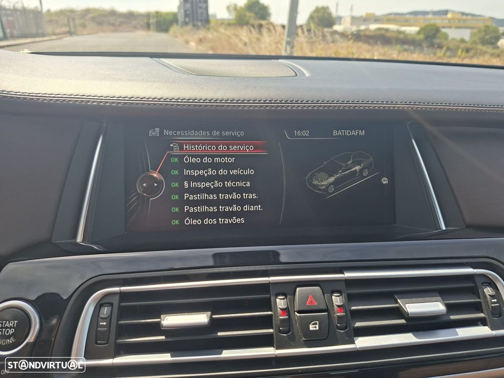 BMW 740 d Pack M - 14