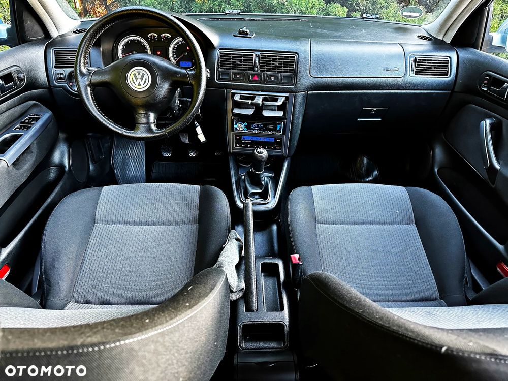 Volkswagen Golf 1.6 Pacific - 6