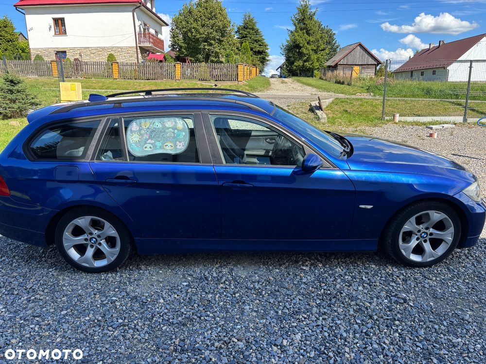 BMW Seria 3 320d - 4