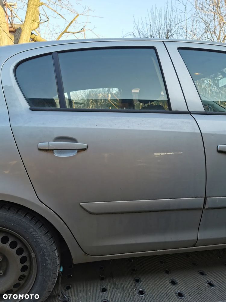 Drzwi przód prawe Opel Corsa D 2006r - 4