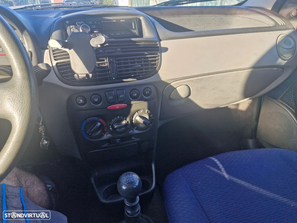 Fiat Punto 1.2 ELX - 8