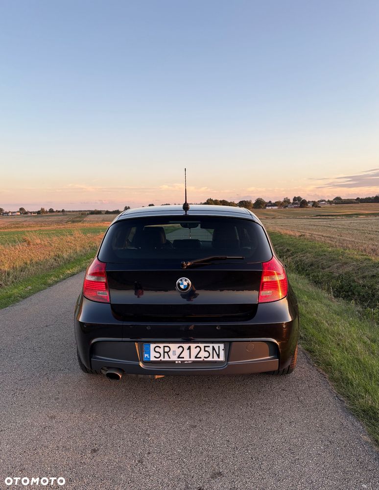 BMW Seria 1 120i Edition Sport - 9