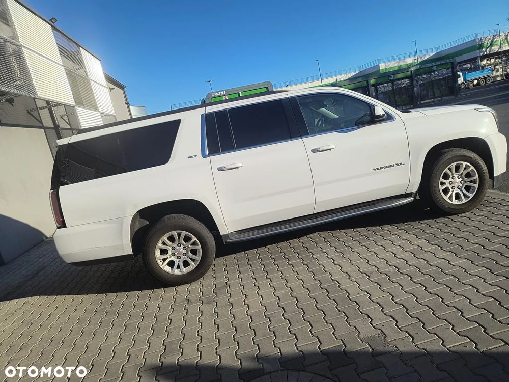 GMC Yukon - 6