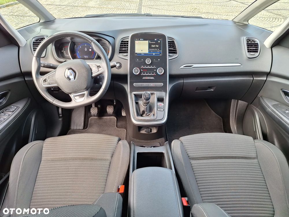 Renault Scenic BLUE dCi 120 BUSINESS EDITION - 10