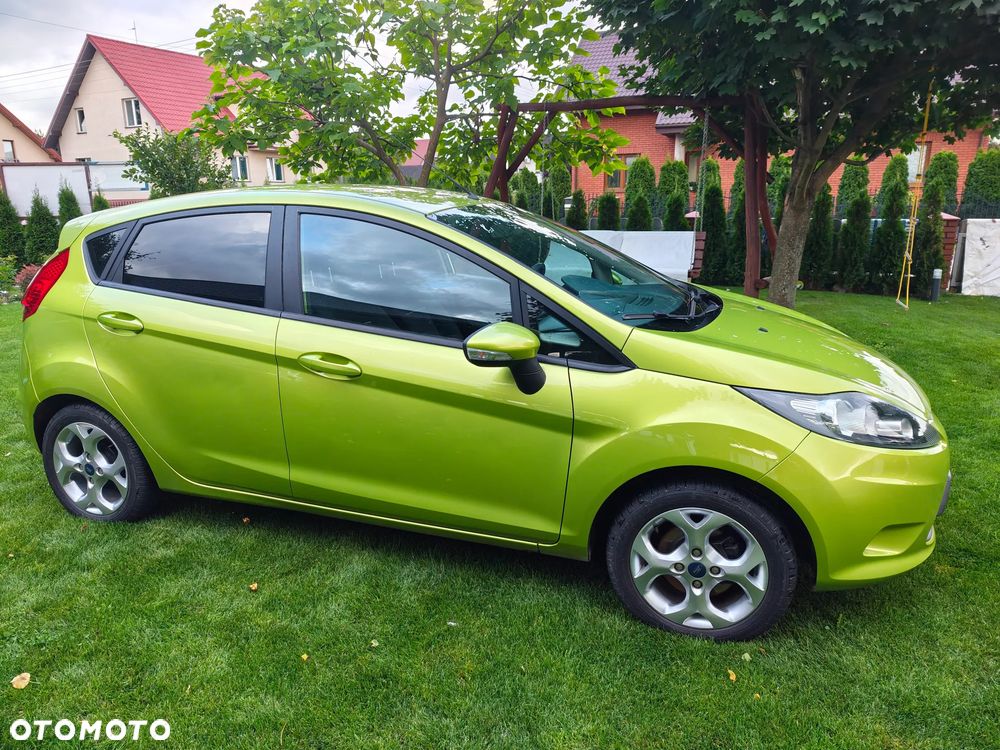 Ford Fiesta 1.25 Champions Edition - 9