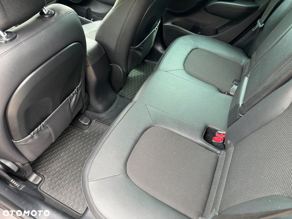 Hyundai ix35 2.0 CRDi Premium 4WD - 17