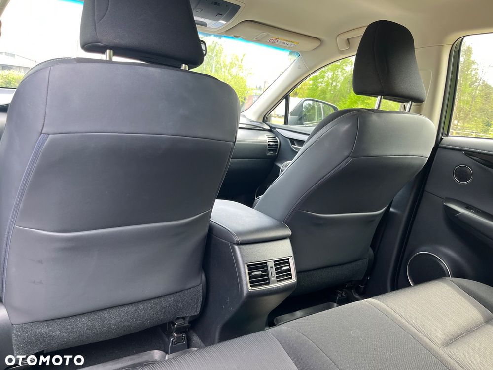 Lexus NX 200t Elite AWD - 12