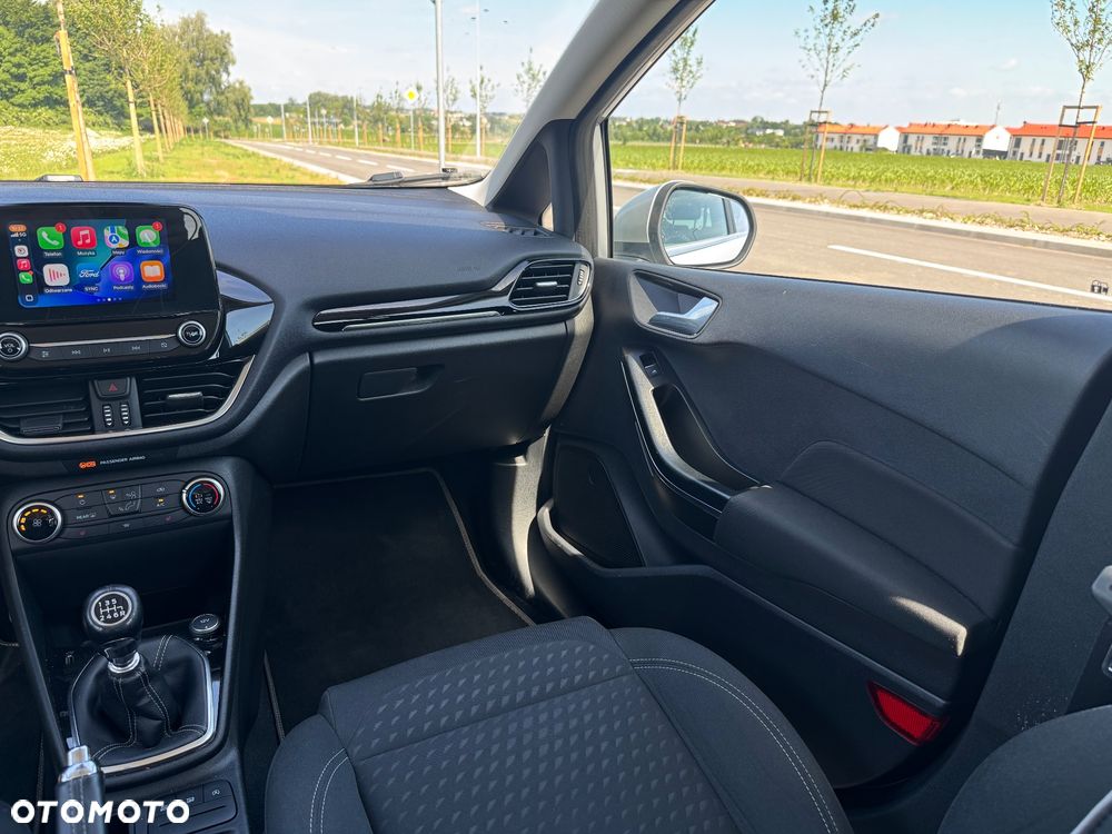 Ford Fiesta 1.0 EcoBoost S&S TITANIUM - 32