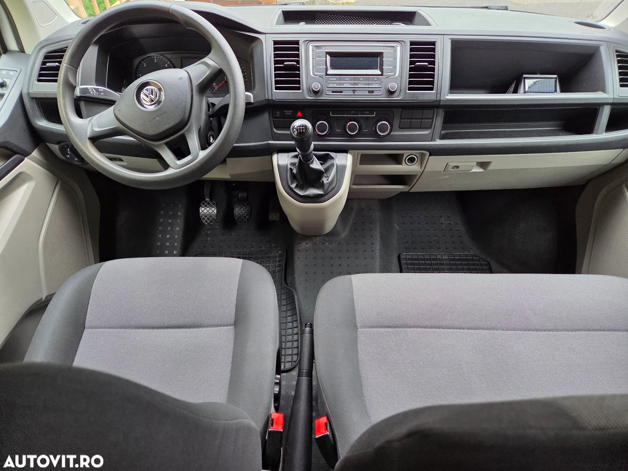 Volkswagen Transporter Kombi T6 2.0 TDI 110 kW KR - 7