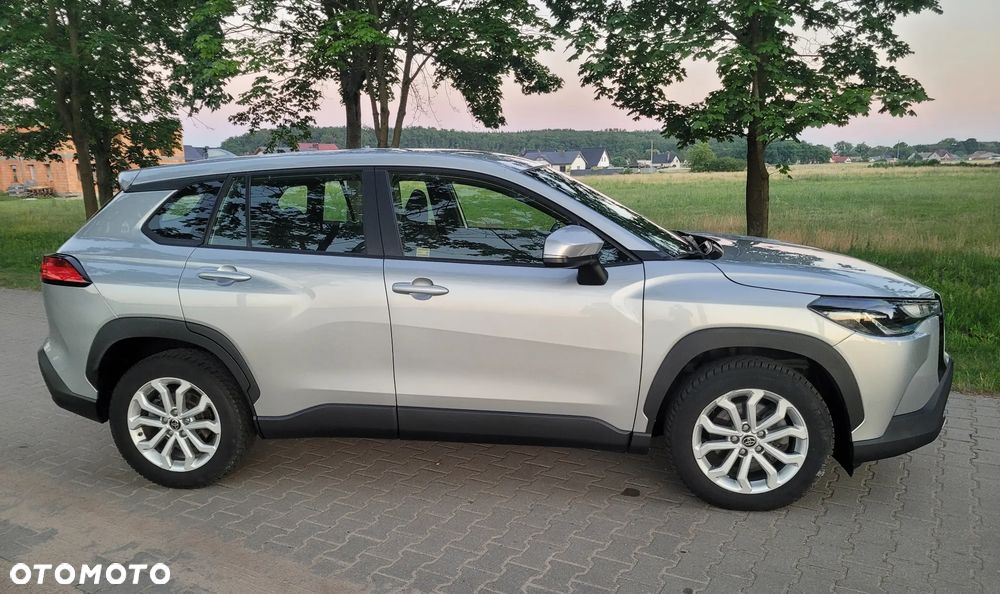 Toyota Corolla Cross 2.0 Hybrid Comfort - 3
