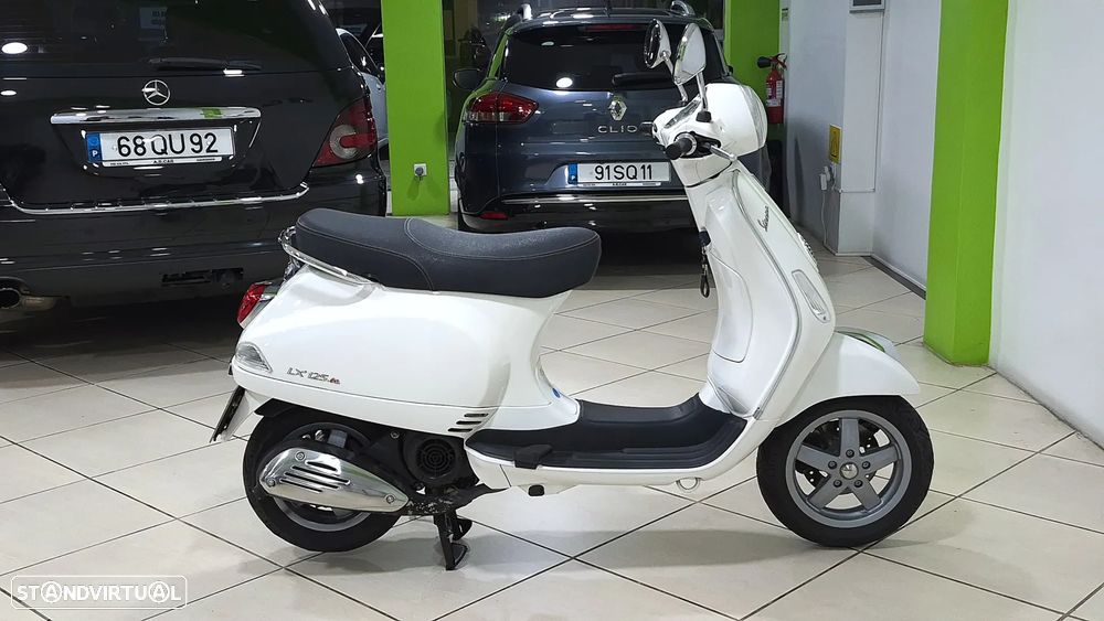 Piaggio Vespa VESPA LX125ie - 4