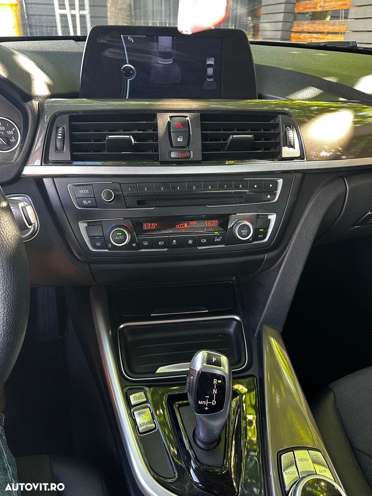BMW Seria 3 320d Aut. Modern Line - 15