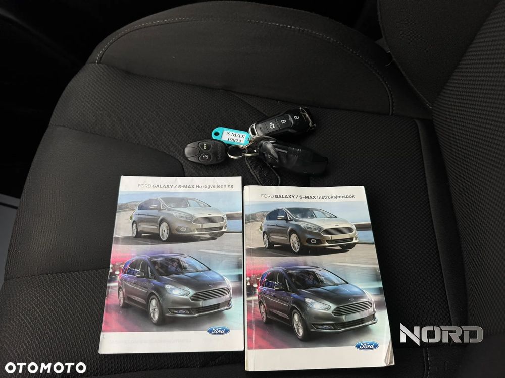 Ford S-Max 2.0 EcoBlue 4WD Titanium - 31