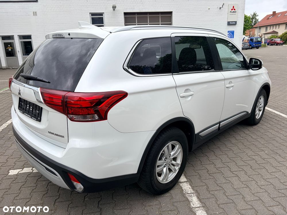Mitsubishi Outlander 2.0 2WD Active - 4