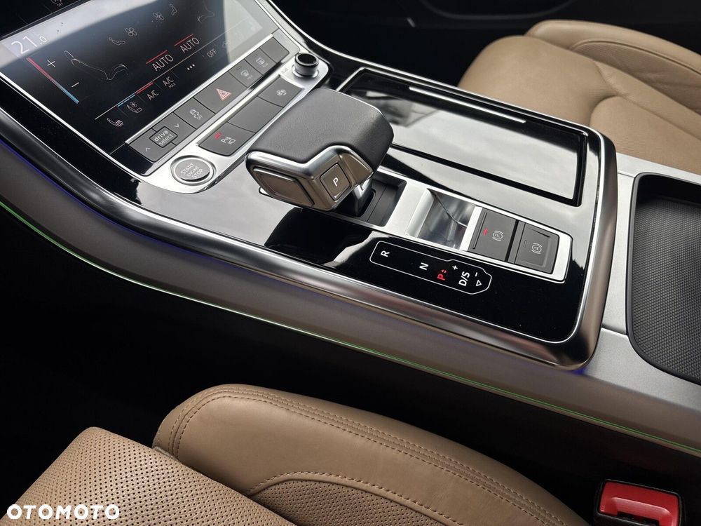 Audi Q7 - 19