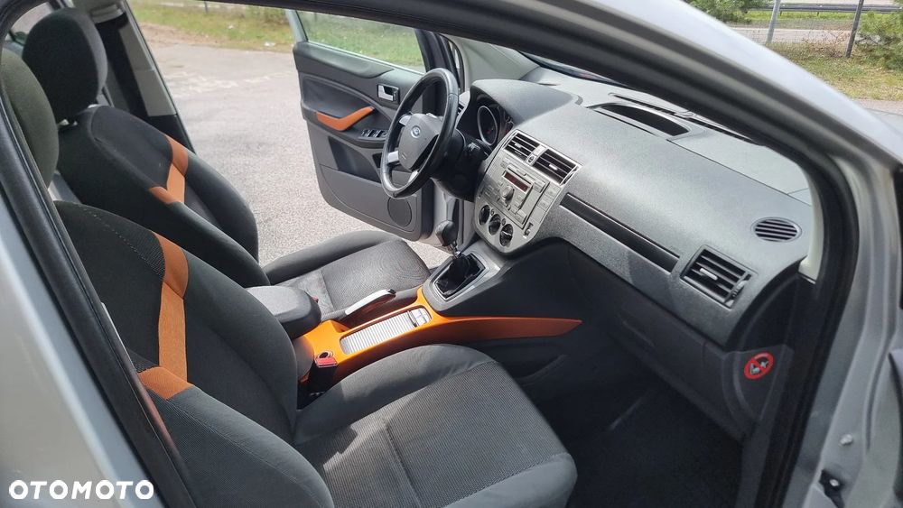 Ford Kuga 2.0 TDCi 2x4 Trend - 22
