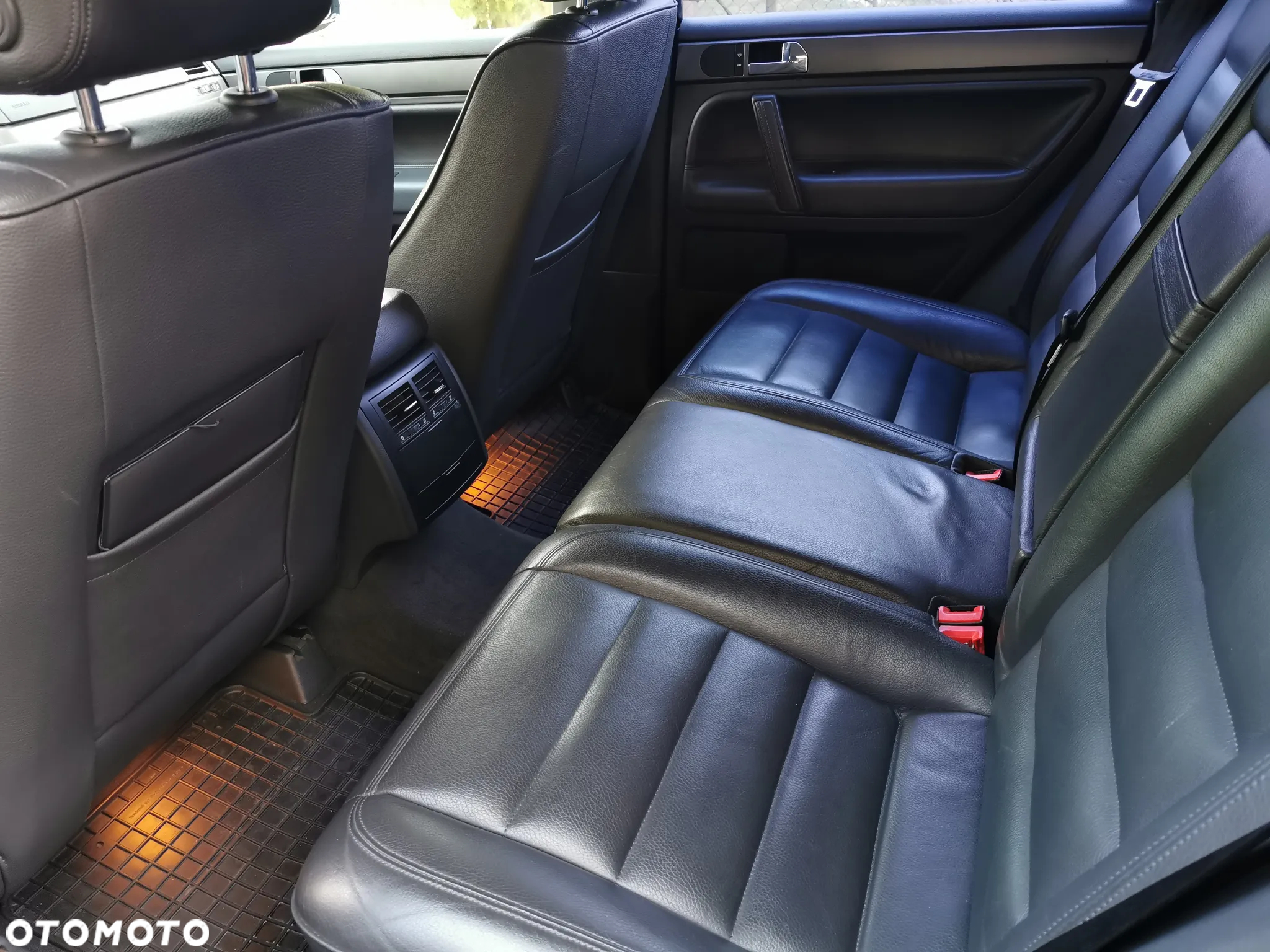 Volkswagen Touareg 3.0 V6 TDI Tiptr - 16
