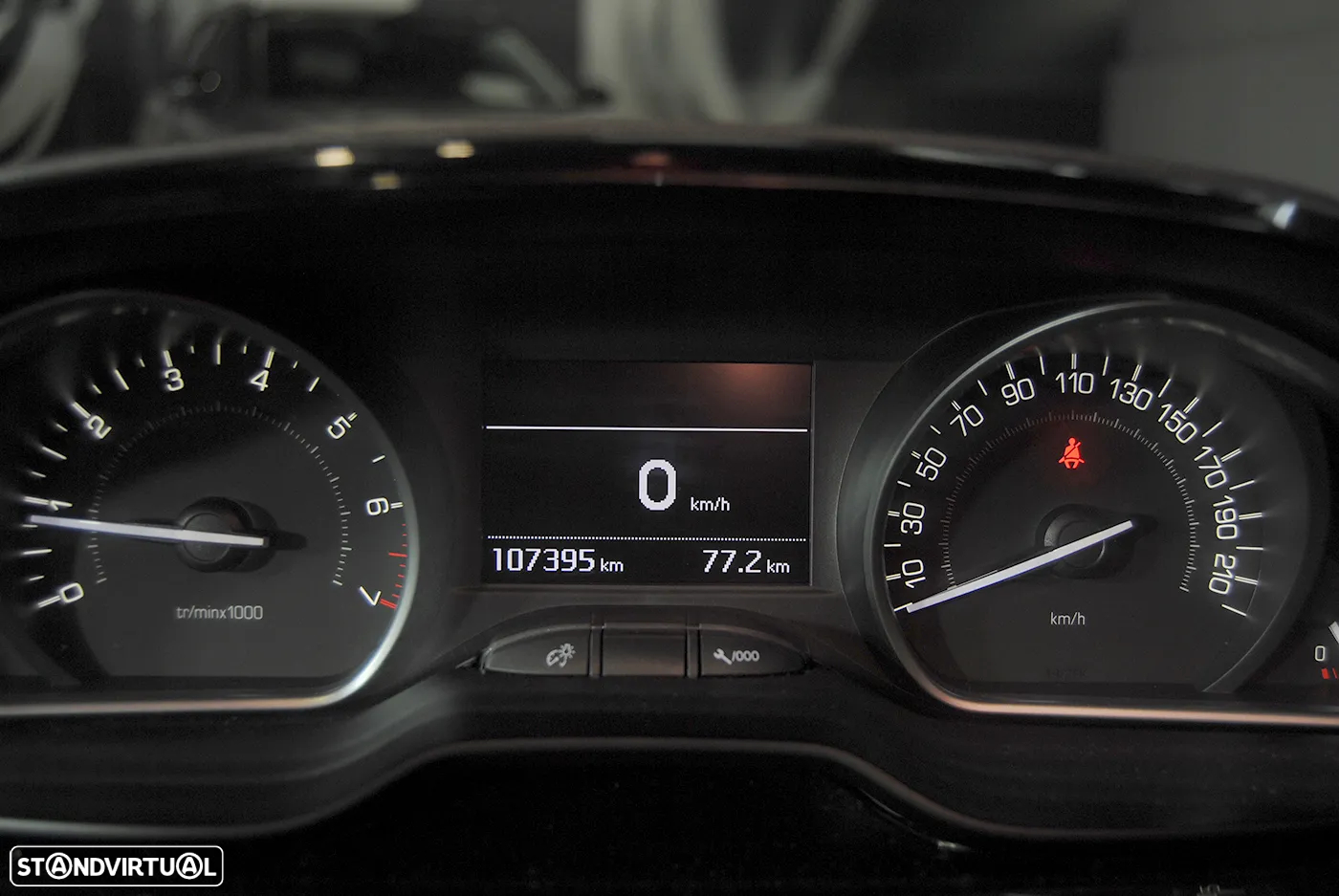 Peugeot 208 1.2 PureTech Allure - 22