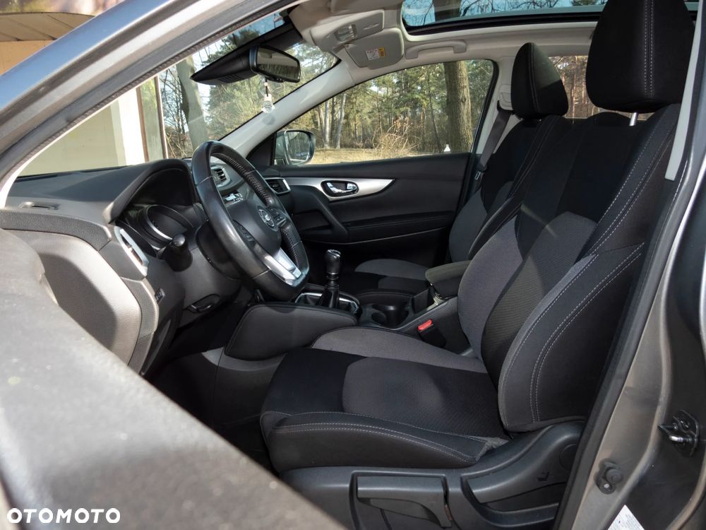 Nissan Qashqai 1.2 DIG-T N-Connecta EU6 - 14