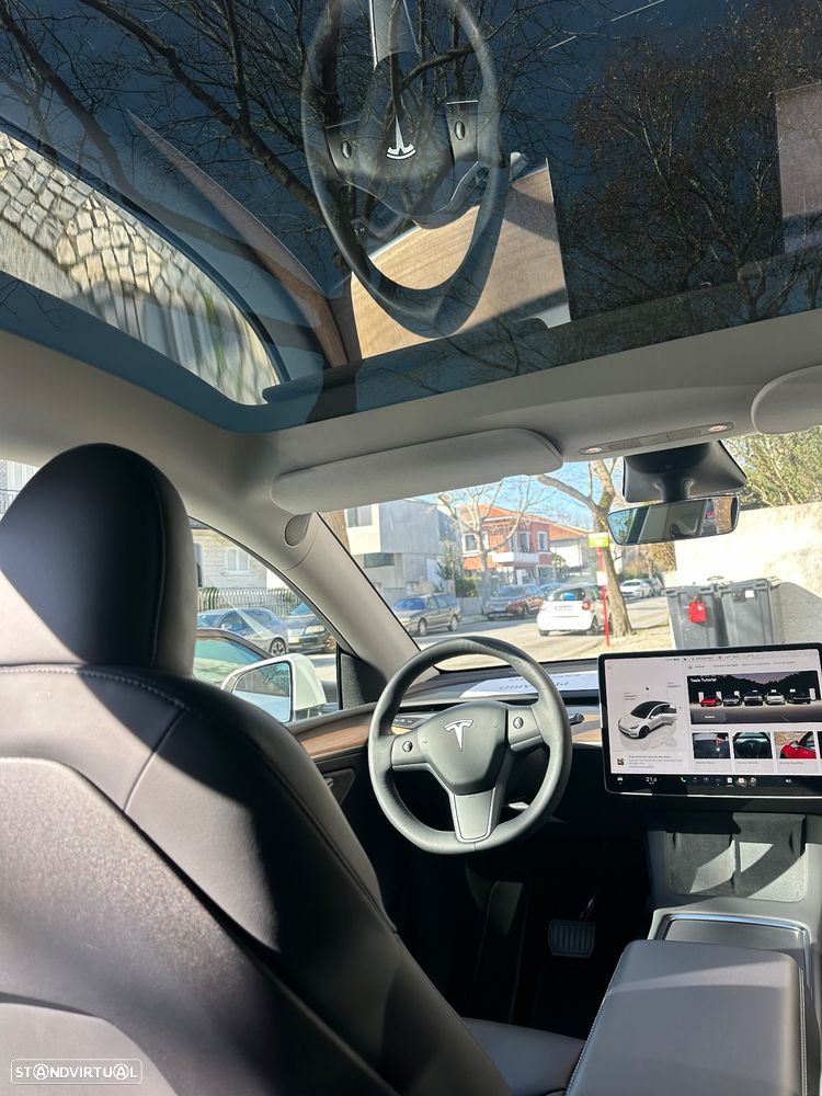Tesla Model Y Long Range Tração Integral - 15