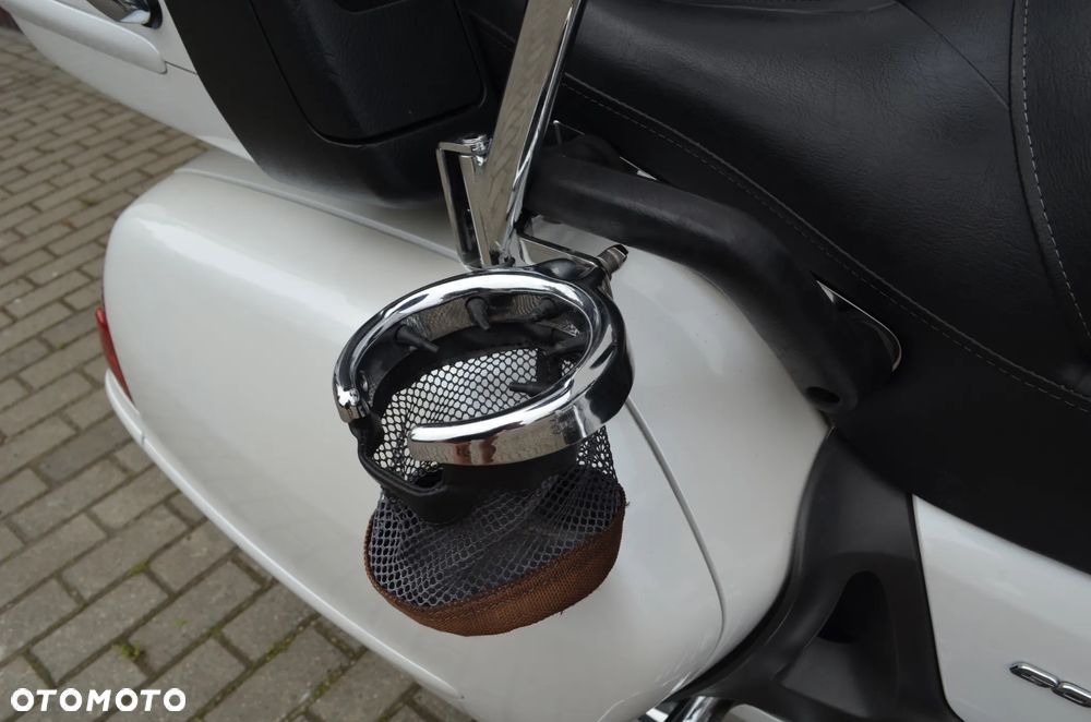 Honda GL - 18
