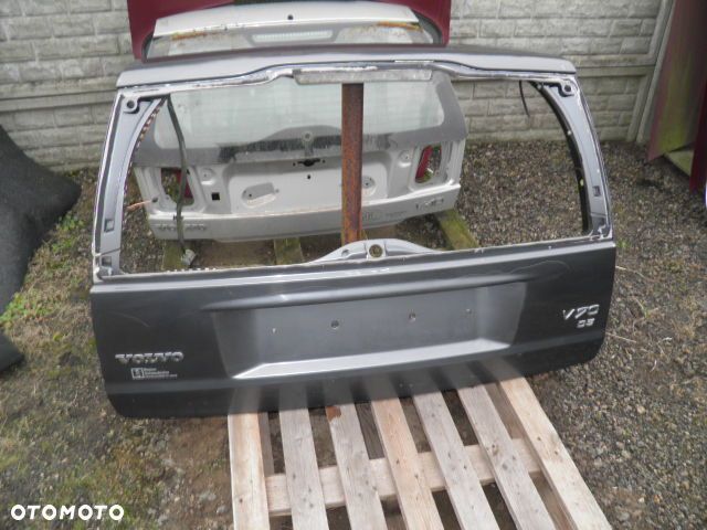 KLAPA TYLNA VOLVO V70 XC70 2001r 2007r - 1