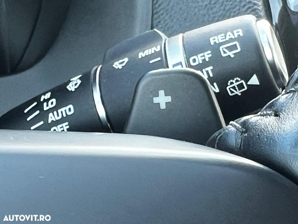 Jaguar F-Pace 30d AWD 300 Sport - 25