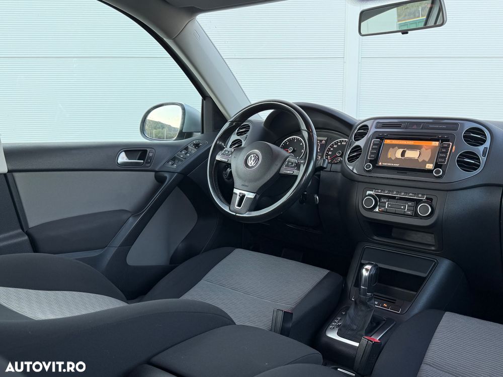 Volkswagen Tiguan 2.0 TDI 4Motion DSG Sport & Style - 11