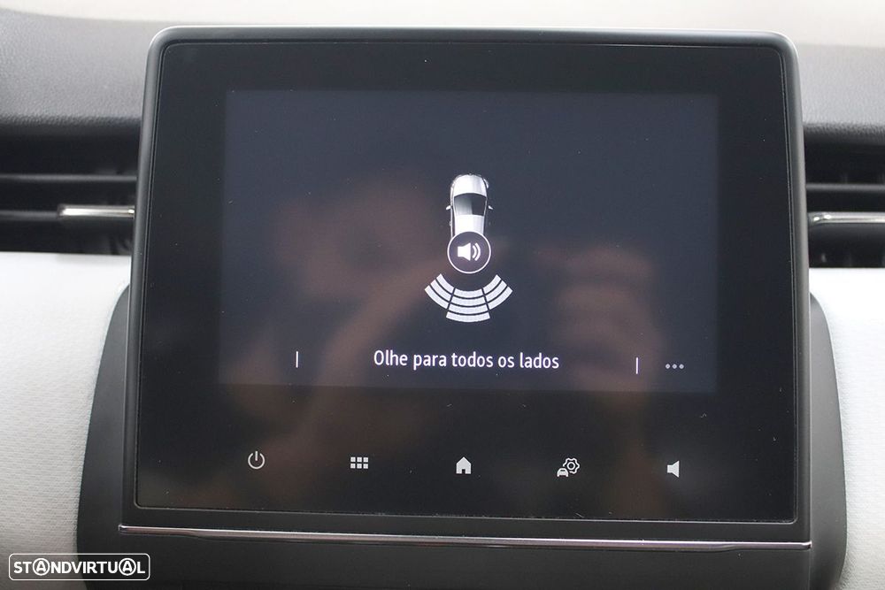 Renault Clio 1.0 TCe Evolution - 12