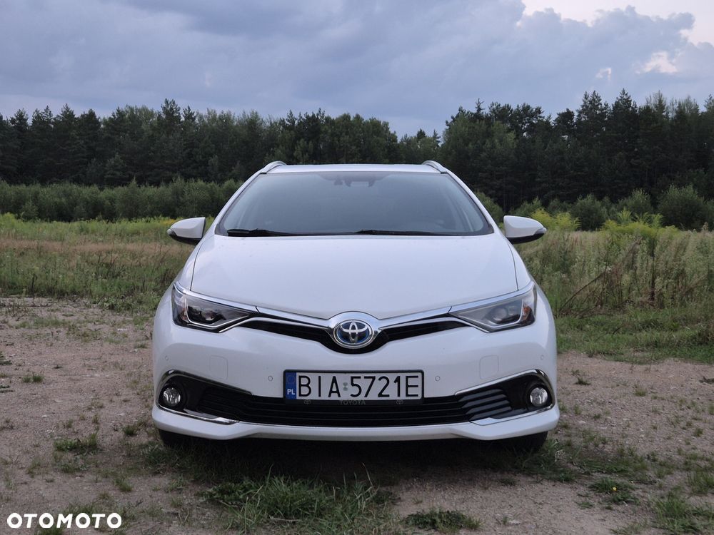 Toyota Auris - 2