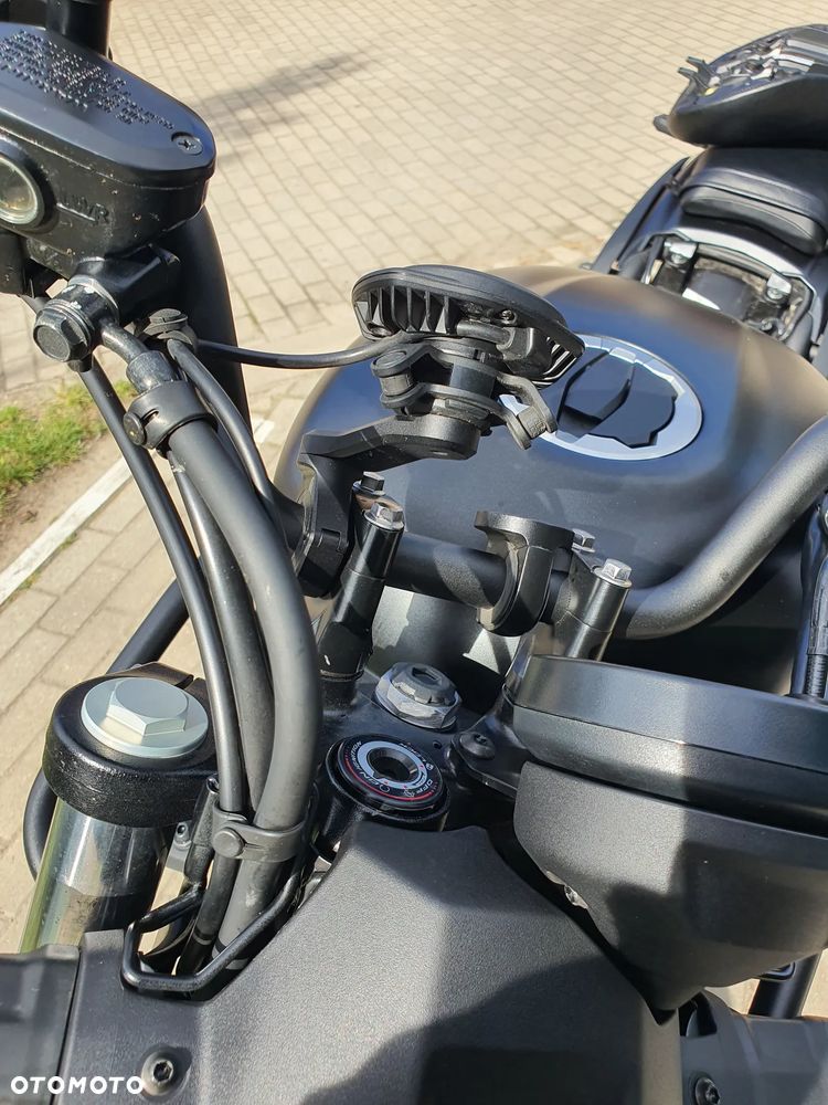 Kawasaki Eliminator 500 - 18