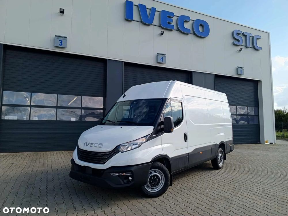 Iveco 35S16A8V