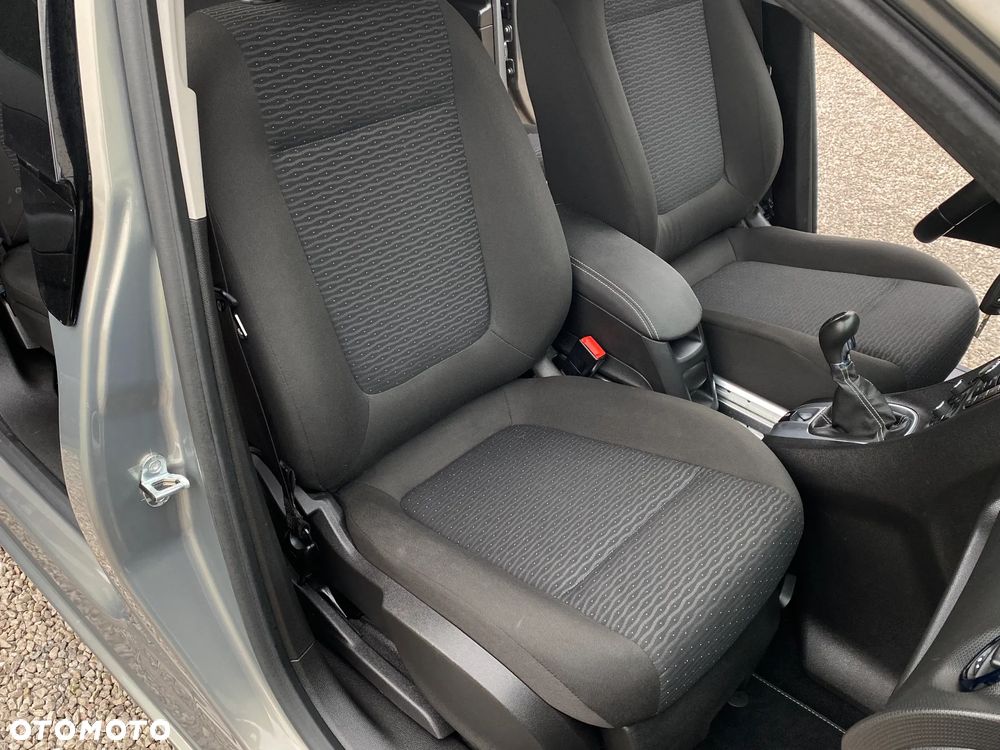 Opel Meriva - 31